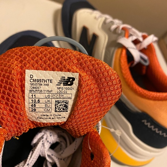 NWOT- New Balance Men's 997h V1 Sneaker - Picture 6 of 6